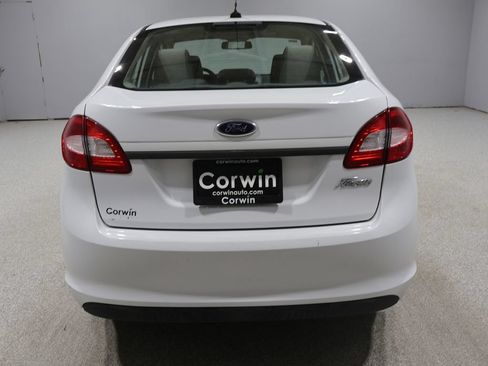 Used 2012 Ford Fiesta S FWD image 3