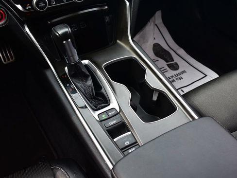 Used 2022 Honda Accord Sport image 30