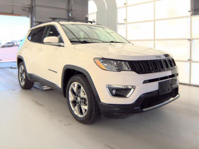 Used 2020 Jeep Compass Limited FWD image 3