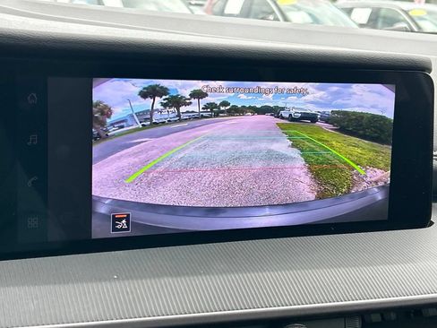 Certified 2026 Nissan Murano SV AWD/4WD image 35