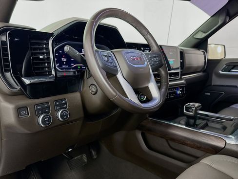 Used 2022 GMC Sierra 1500 SLT image 22