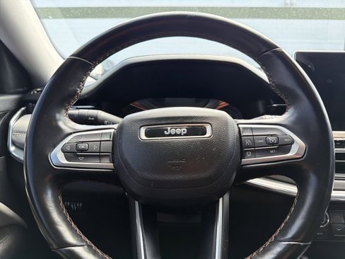 Used 2022 Jeep Compass Limited AWD/4WD image 14