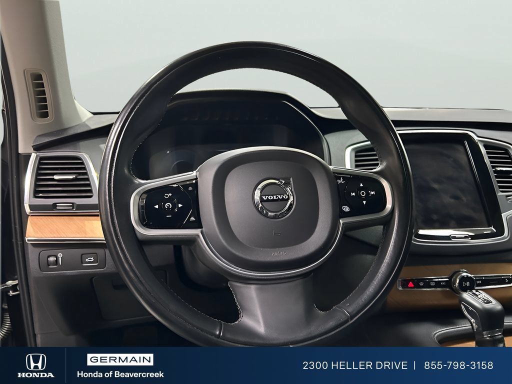 Used 2021 Volvo XC90 T6 Momentum w/ Climate Package AWD/4WD image 12