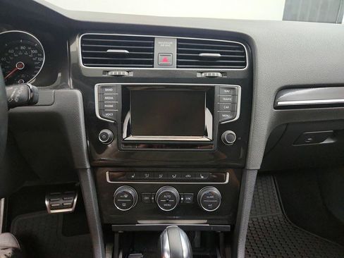 Used 2015 Volkswagen GTI Autobahn FWD image 19