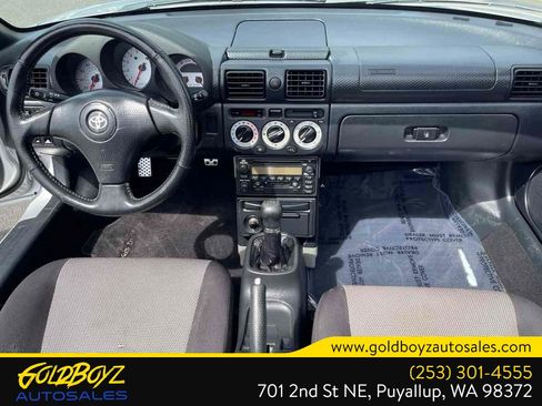 Used 2000 Toyota MR2 RWD image 14