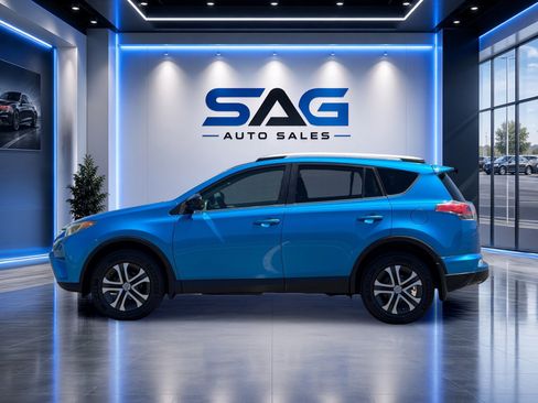 Used 2016 Toyota RAV4 LE FWD image 8