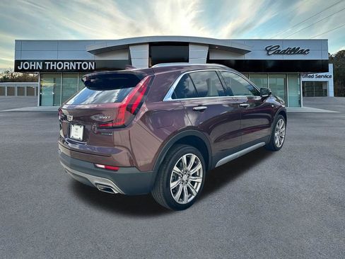 Certified 2022 Cadillac XT4 Premium Luxury w/ Enhanced Visibility Package FWD image 5