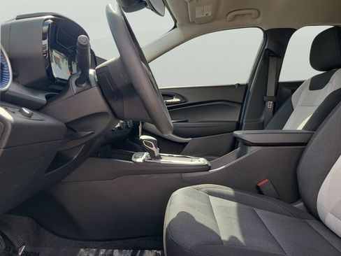 New 2026 Chevrolet Trax LS FWD image 19