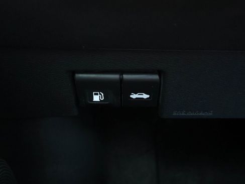 Used 2020 Nissan Kicks SR w/ SR Premium Package image 28