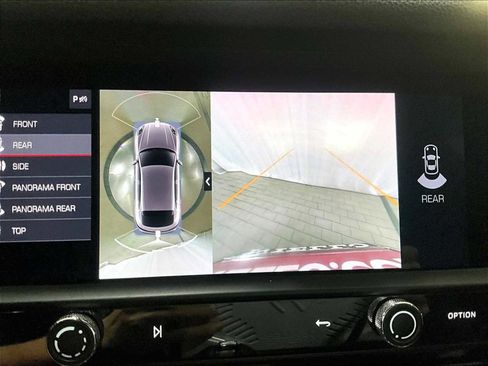 Used 2025 Porsche Macan image 21