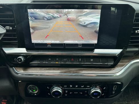 Used 2023 GMC Sierra 1500 Elevation image 19