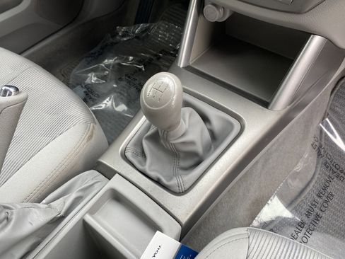 Used 2010 Subaru Forester 2.5X Premium image 16