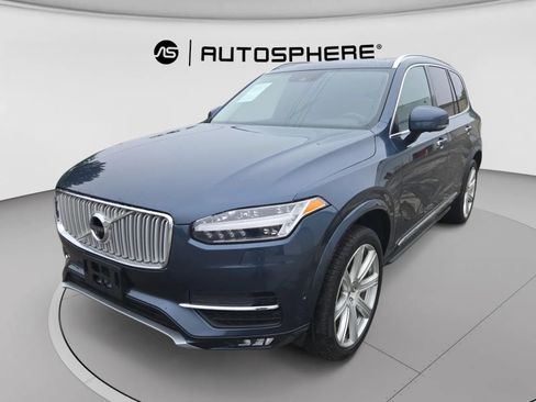 Used 2018 Volvo XC90 T6 Inscription w/ Convenience Package AWD/4WD image 3
