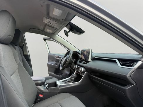 Used 2024 Toyota RAV4 XLE FWD image 11