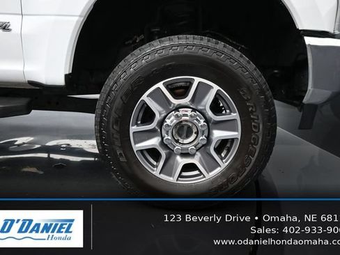 Used 2022 Ford F250 Lariat w/ Lariat Value Package AWD/4WD image 42
