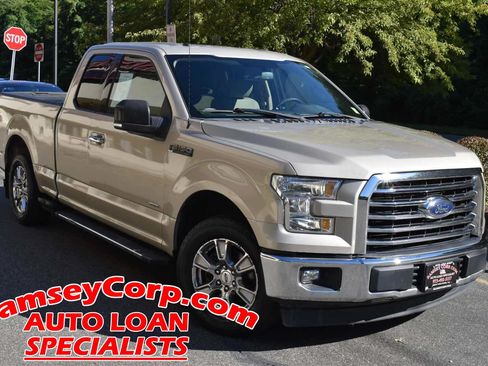Used 2017 Ford F150 XLT w/ Equipment Group 302A Luxury RWD image 2