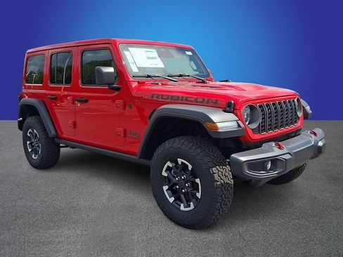 Used 2025 Jeep Wrangler Unlimited Rubicon AWD/4WD image 3