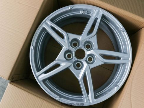 Used 2025 Chevrolet Corvette Stingray Premium Conv w/ Z51 Performance Package image 70