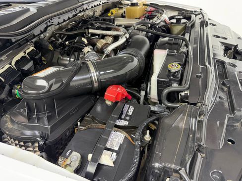 Used 2018 Ford F550 4x4 Regular Cab Super Duty image 72