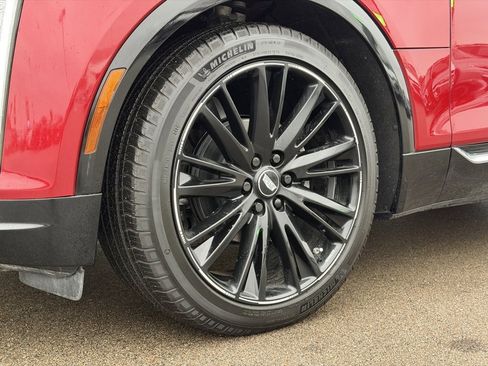 Used 2025 Cadillac Lyriq Luxury image 29