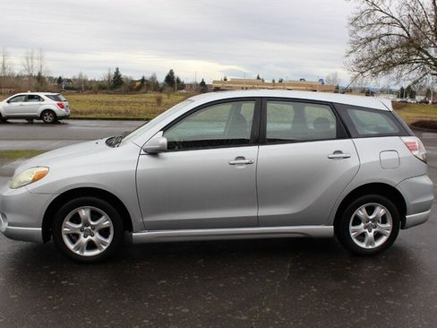 Used 2006 Toyota Matrix XR image 7