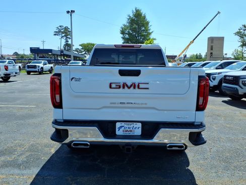 New 2026 GMC Sierra 1500 SLT w/ SLT Premium Plus Package AWD/4WD image 4