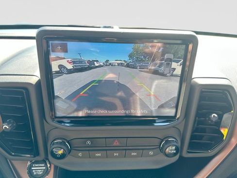Used 2023 Ford Bronco Sport Outer Banks w/ Tech Package AWD/4WD image 16