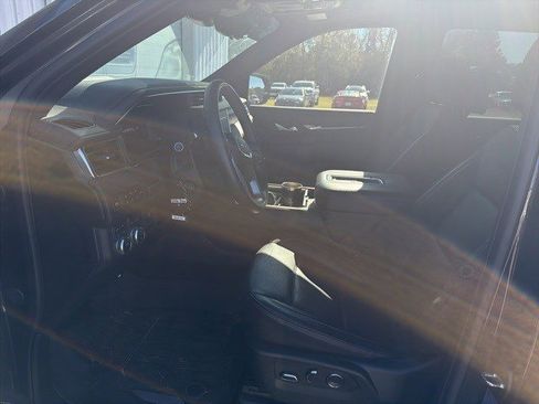 Certified 2024 GMC Yukon Denali w/ Advanced Technology Package image 3