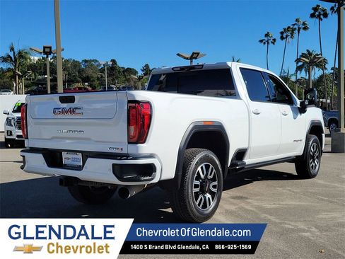 Used 2021 GMC Sierra 2500 AT4 w/ AT4 Premium Plus Package image 12