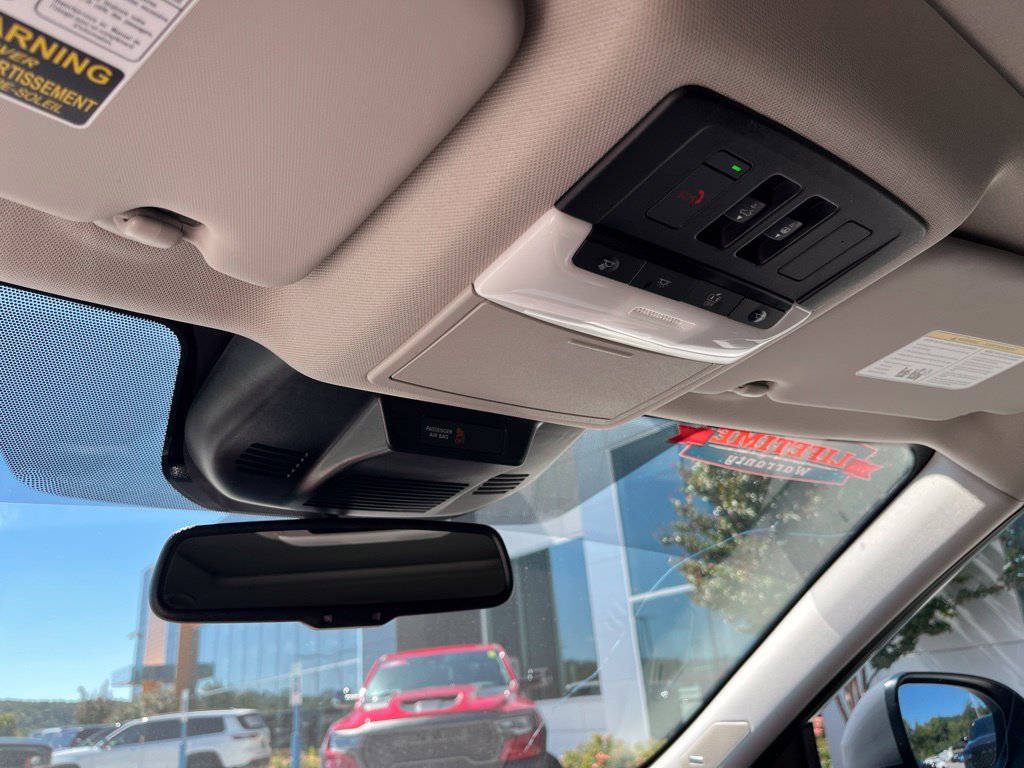 Used 2023 Nissan Rogue SL w/ SL Premium Package FWD image 10