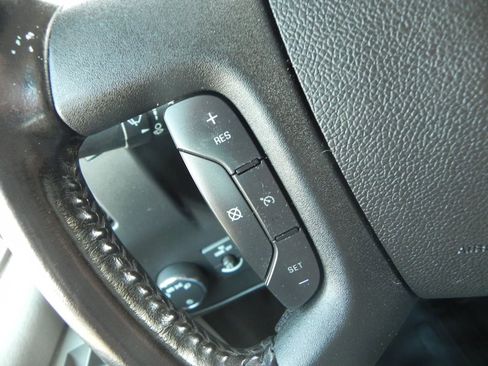 Used 2020 Chevrolet Express 3500 3500 w/ Driver Convenience Package image 15