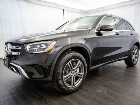 Used 2020 Mercedes-Benz GLC 300 4MATIC w/ Parking Assistance Package image 29