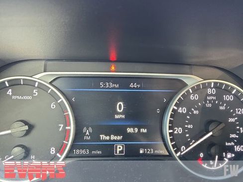 Used 2024 Nissan Sentra SV image 5