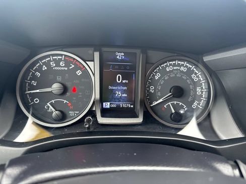 Used 2023 Toyota Tacoma TRD Sport w/ Technology Package AWD/4WD image 57