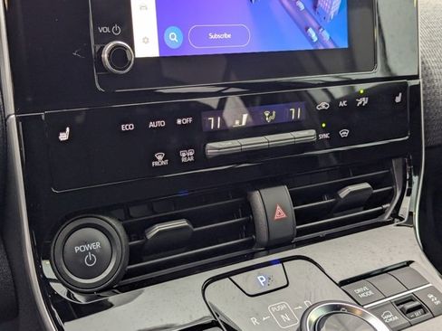 Used 2023 Subaru Solterra AWD image 19