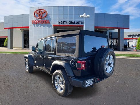 Used 2021 Jeep Wrangler Unlimited Sport S image 5