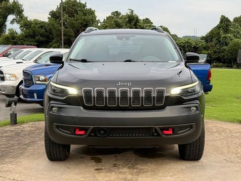 Used 2022 Jeep Cherokee Trailhawk w/ Premium Leather Package AWD/4WD image 2