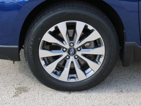 Used 2017 Subaru Outback 3.6R Touring w/ Popular Package #5A image 30