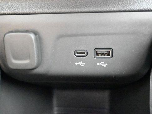 Used 2024 Chevrolet TrailBlazer LT w/ LT Cold Weather Package image 18