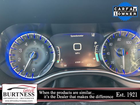 Used 2024 Chrysler Pacifica Touring-L image 33