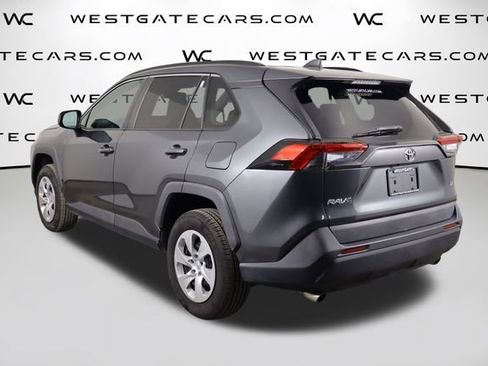 Used 2020 Toyota RAV4 LE FWD image 41