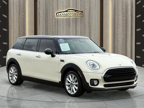 Used 2016 MINI Cooper Clubman image 1