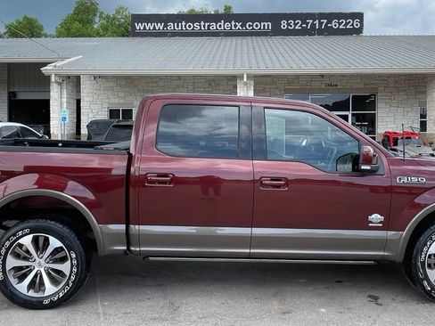 Used 2015 Ford F150 King Ranch w/ Equipment Group 601A Luxury AWD/4WD image 7
