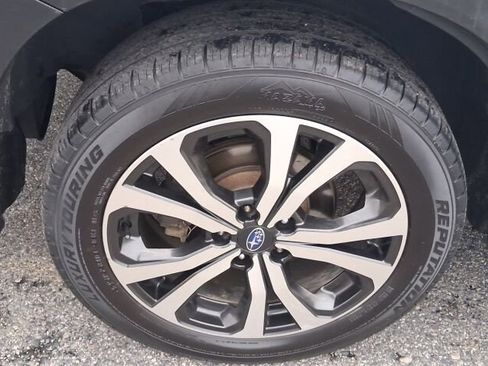 Used 2020 Subaru Forester Limited w/ Popular Package #3 image 8