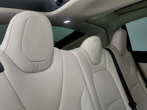 Used 2018 Tesla Model X 75D AWD/4WD image 42