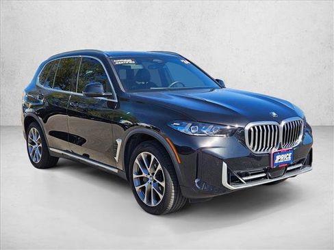 Used 2024 BMW X5 sDrive40i w/ Premium Package image 3