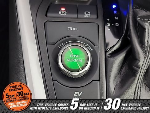 Used 2021 Toyota RAV4 XSE image 39