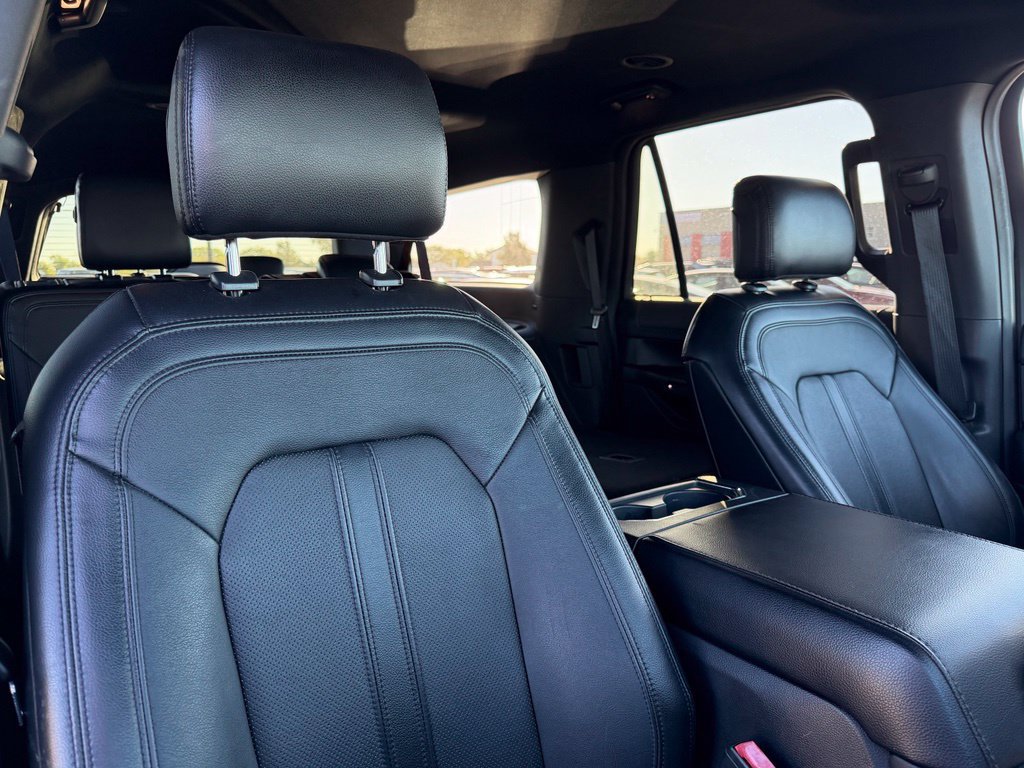 Used 2020 Ford Expedition Max Limited AWD/4WD image 9