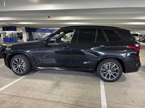 Used 2026 BMW X5 xDrive50e w/ M Sport Package AWD/4WD image 2