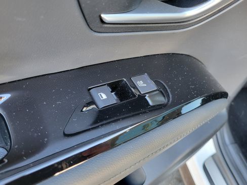 Used 2025 Hyundai Tucson Limited image 15